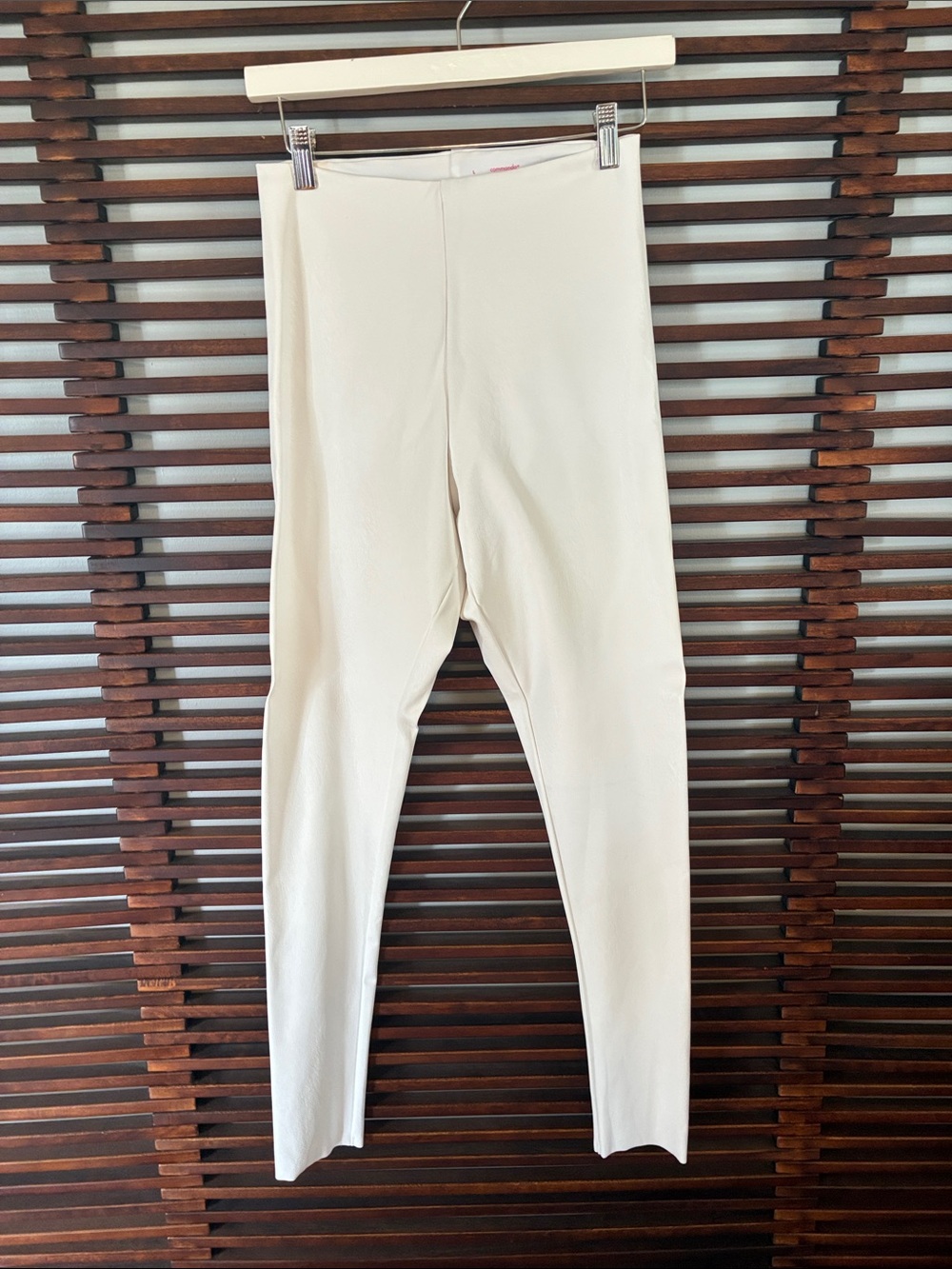 🎉NEW LISTING!🎉Commando Faux Leather Stretch Slim Legging